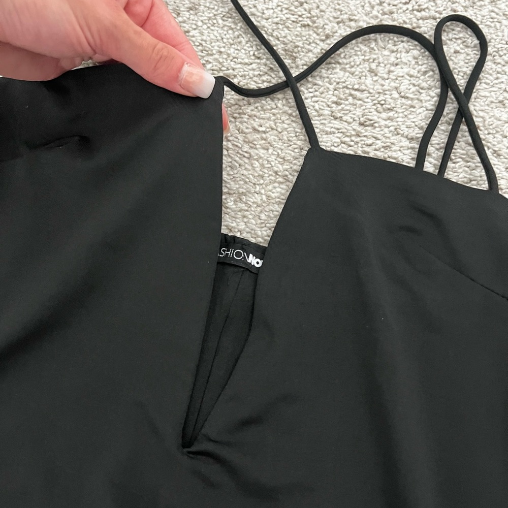 Black strappy long sleeve dress - Picture 4 of 7
